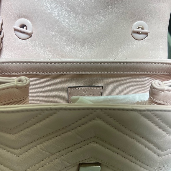 Gucci Marmont  Quilted Shoulder Bag - Picture 9 of 14